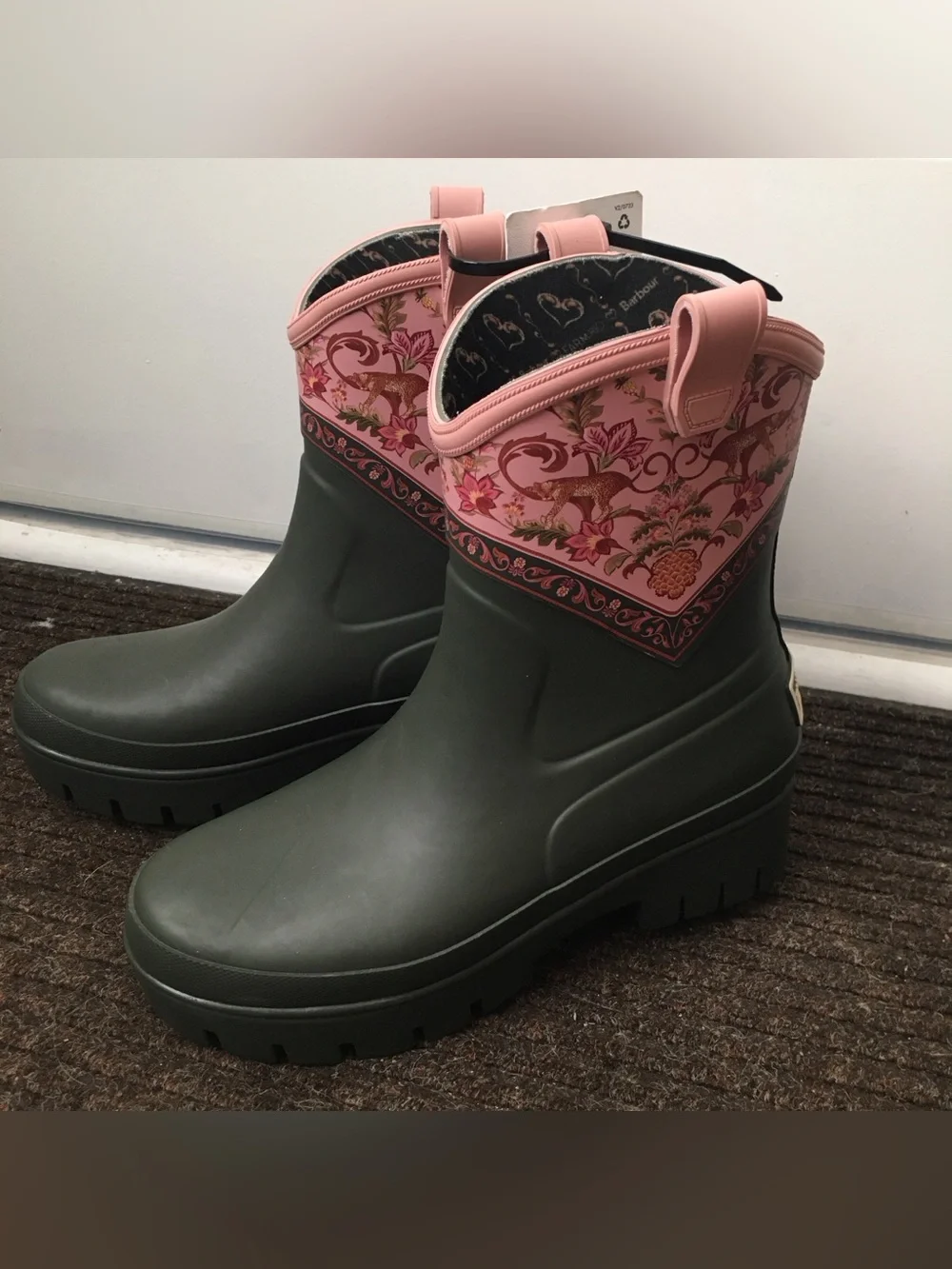 Barbour fusing signature